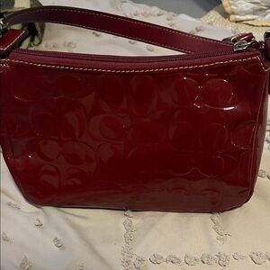 Source Unknown Glossy Red Shoulder Bag